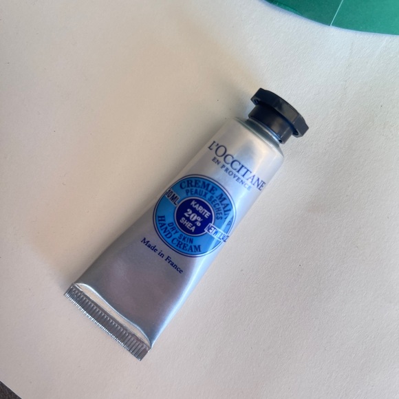 New! 6Pc L'Occitane Hand Cream Gift Set - Picture 2 of 8